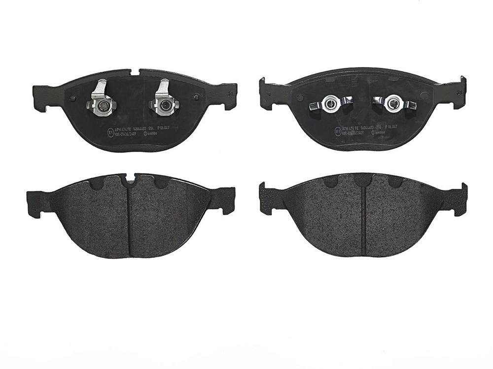 BREMBO Bremsbelagsatz, Scheibenbremse vorne rechts links ohne Zubehör für BMW 34112339272 34116774258 34112283365 P 06 047