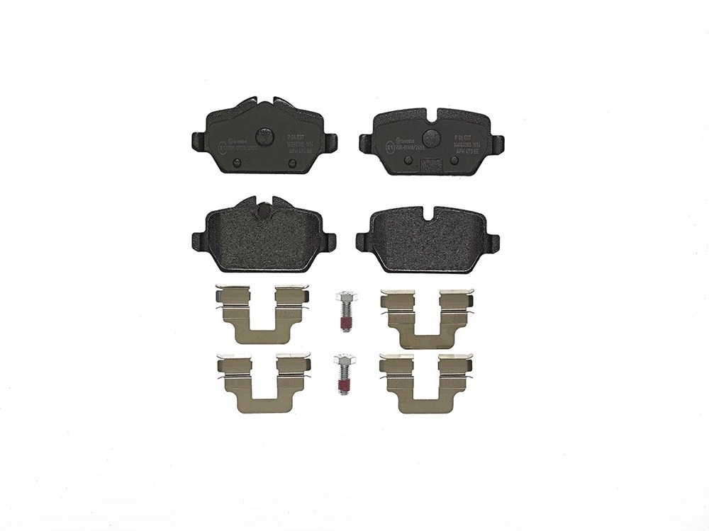BREMBO Bremsbelagsatz, Scheibenbremse BREMSBELÄGE, RICHTUNGSGEBUNDEN hinten rechts links mit Zubehör für BMW (BRILLIANCE) 34216777240 34216774417 3421