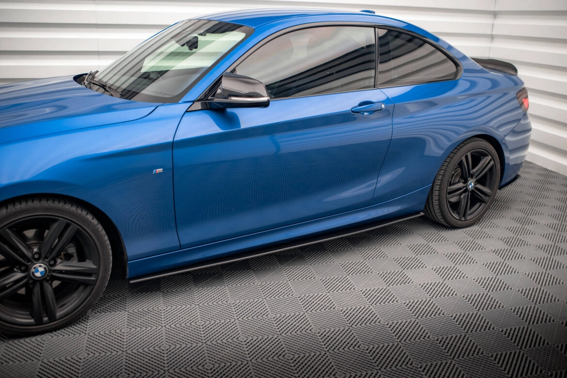 Seitenschweller Ansatz (Paar) passend für BMW 2 M-Paket F22 roter Kern