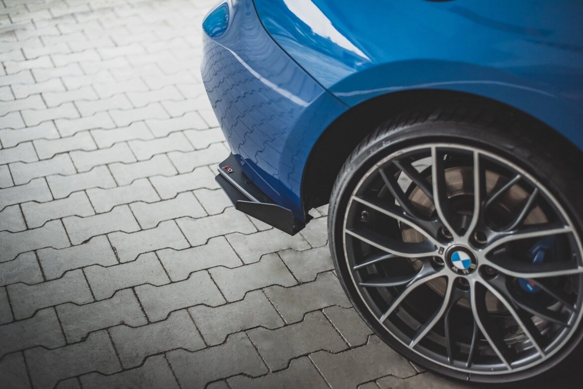 Diffusor Flaps passend für BMW M135i F20 schwarz Hochglanz