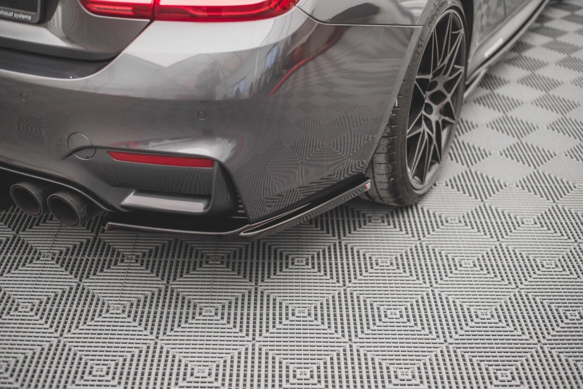 Diffusor Flaps V.2 passend für BMW M4 F82 schwarz Hochglanz