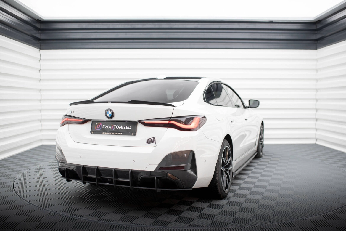 Heckansatz Diffusor passend für BMW i4 M-Paket G26 schwarz-rot