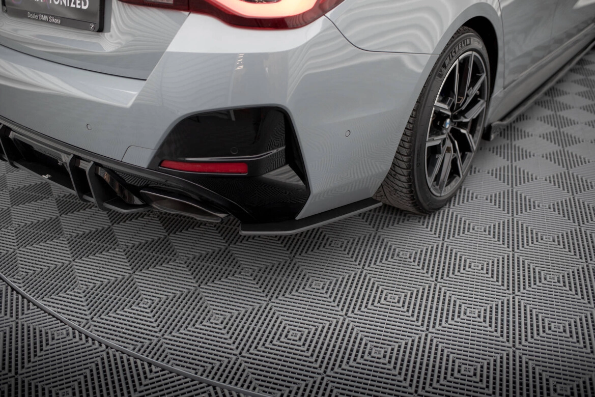 Diffusor Flaps passend für BMW 4er Gran Coupe M440i G26 roter Kern