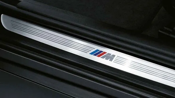 orig. BMW 5er F10 F11 LCI M Performance Einstiegsleisten Set Vorne & Hinten