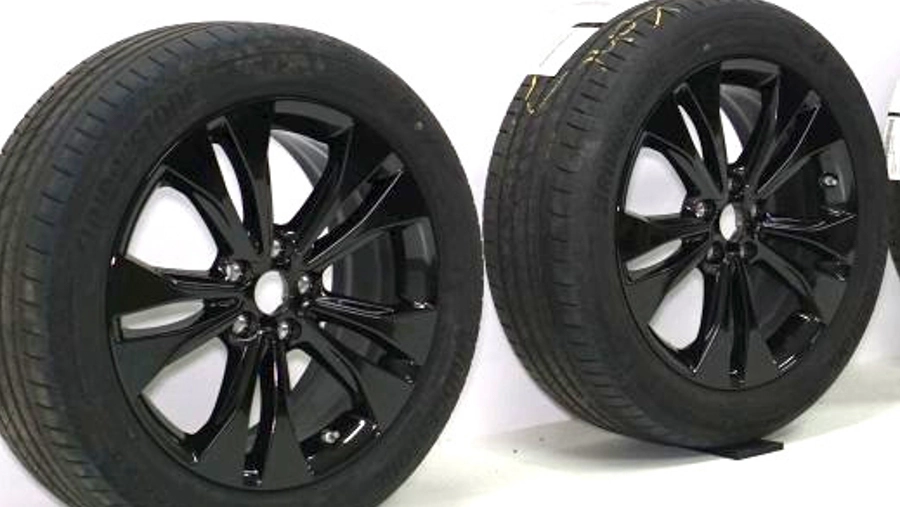 BMW Sommer Radsatz X1 F48 X2 F39 Doppelspeiche 578 Jet Black Bridgestone